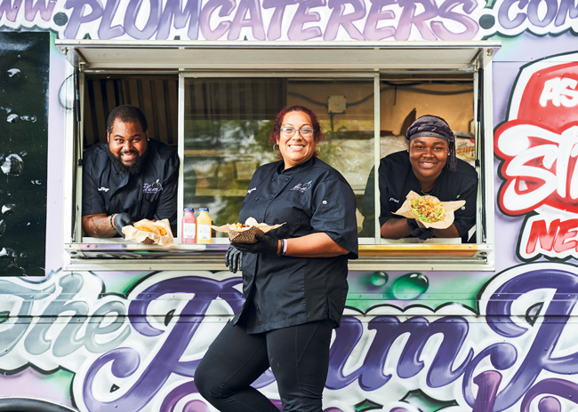 Through Aramark’s Local Restaurant Row program, Elkton, Md.-based Plum Caterers has both restaurant stalls and Plum Pit food trucks at a number of Aramark accounts, purveying an eclectic lineup of sandwiches, tacos, rice bowls and empanadas. Photo courtesy of Aramark