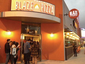 Blaze Pizza Exterior in Pasadena