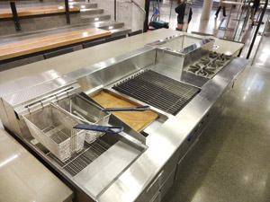 Chefs-Table---Demo-Kitchen