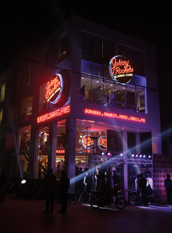 Johnny-Rockets-Exterior-Pakistan