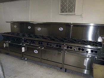 New-Stove-Kitchen-Scott-Fein-Brothers-Soup-Kitchen-Makeover-Photojpeg