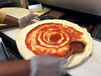 Stevie Rays pizza-making