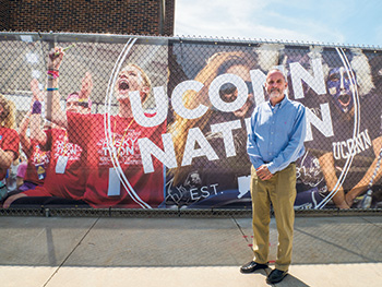 P9320420-DP--UConn-Nation