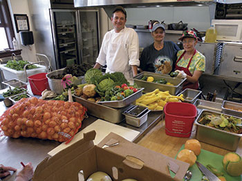 Turcotte--kitchen-Veggies-9.10.14