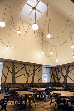 Mount Holyoke Beacon room in the Dining Commons R6A9336