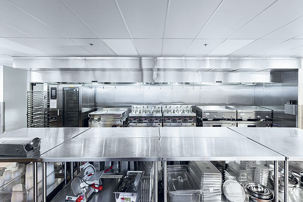 Lambeau Leaps to the Leading Edge of Stadium Foodservice - Foodservice  Equipment & Supplies